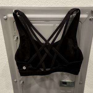 Lululemon Free to be Serene Bra